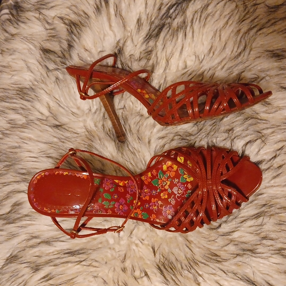 Red Leather 4 inch heels, size 9